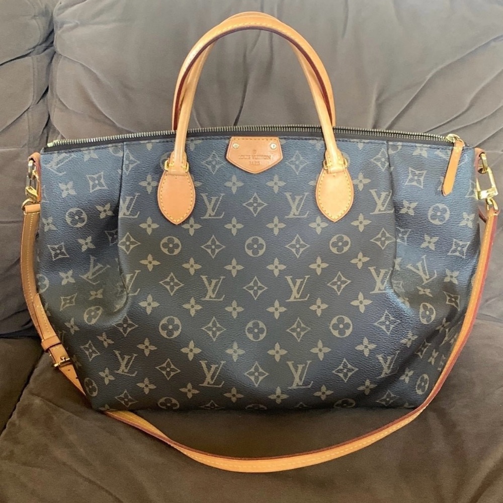 Louis Vuitton Monogram GM Turenne